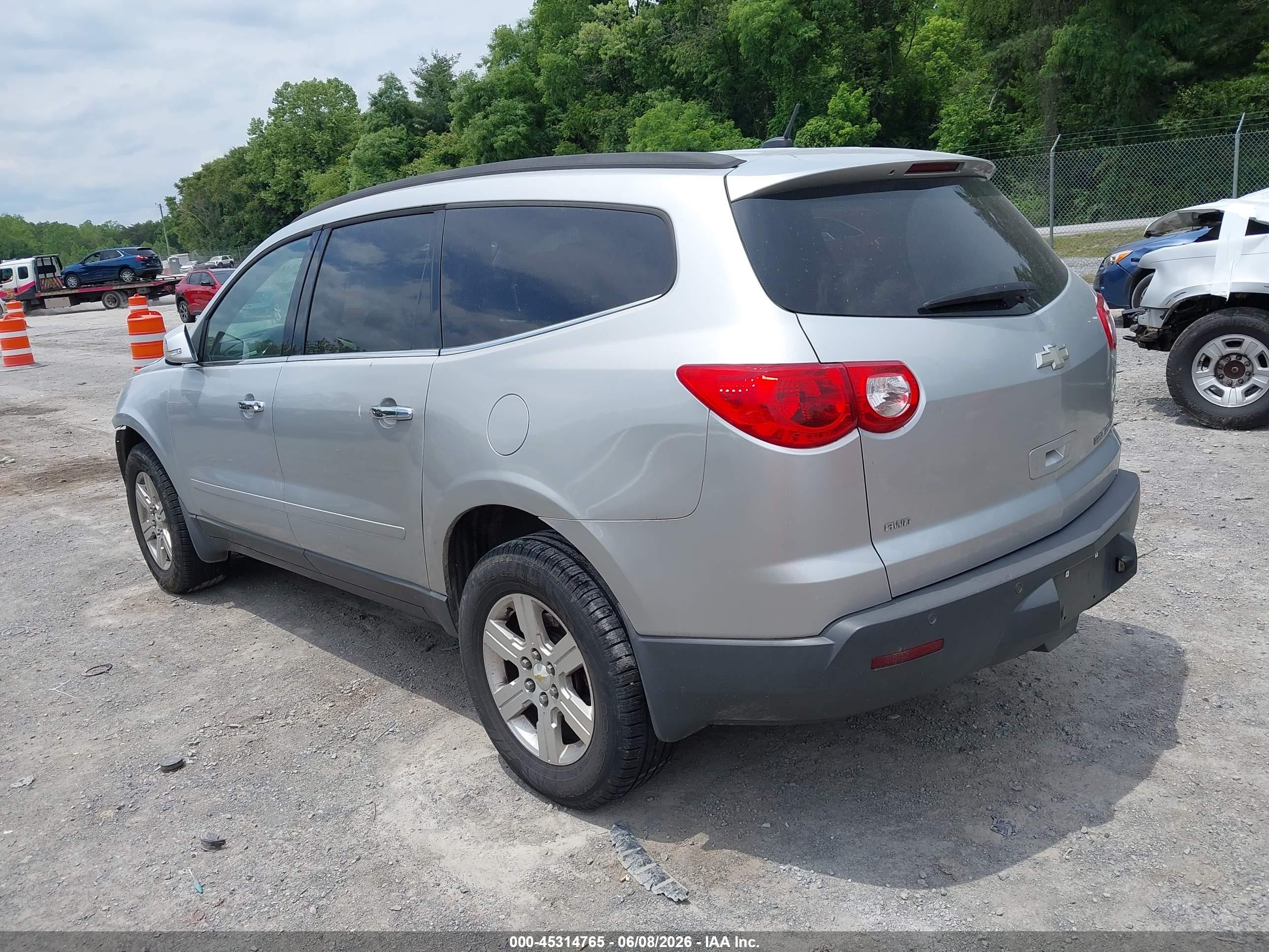 2012 Chevrolet Traverse 1lt Silver vin: 1GNKVGED7CJ130555