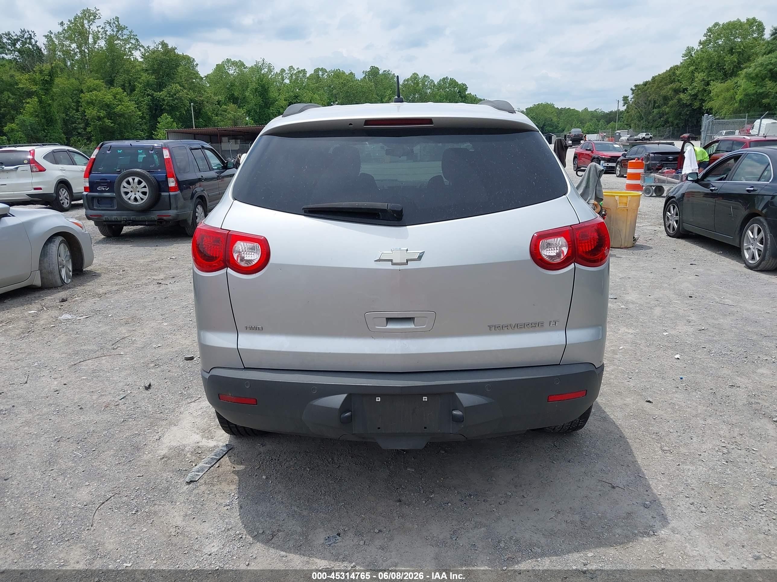 2012 Chevrolet Traverse 1lt Silver vin: 1GNKVGED7CJ130555
