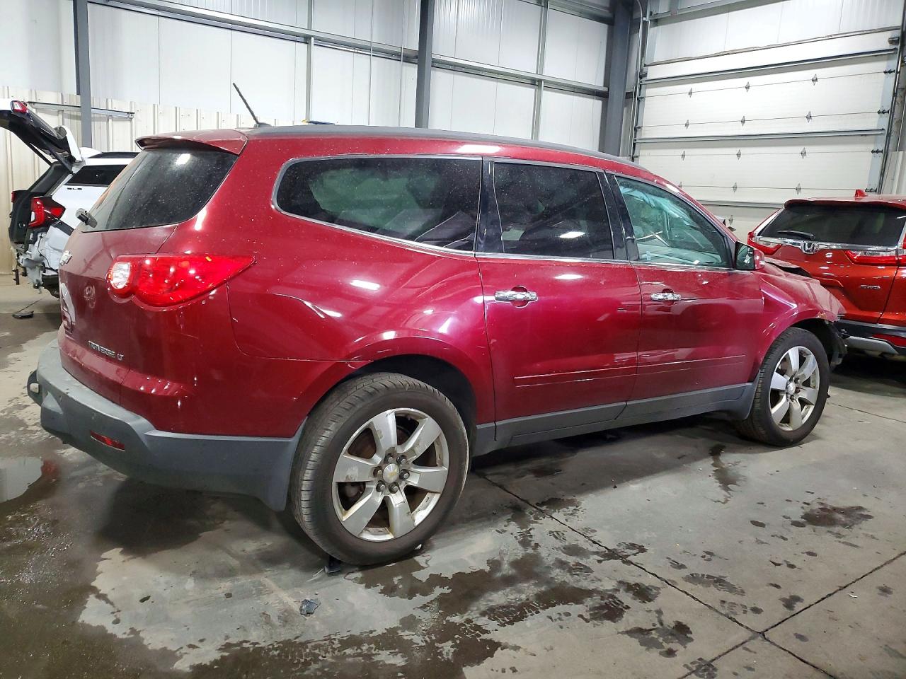 2011 Chevrolet Traverse Lt Red vin: 1GNKVGED8BJ104450