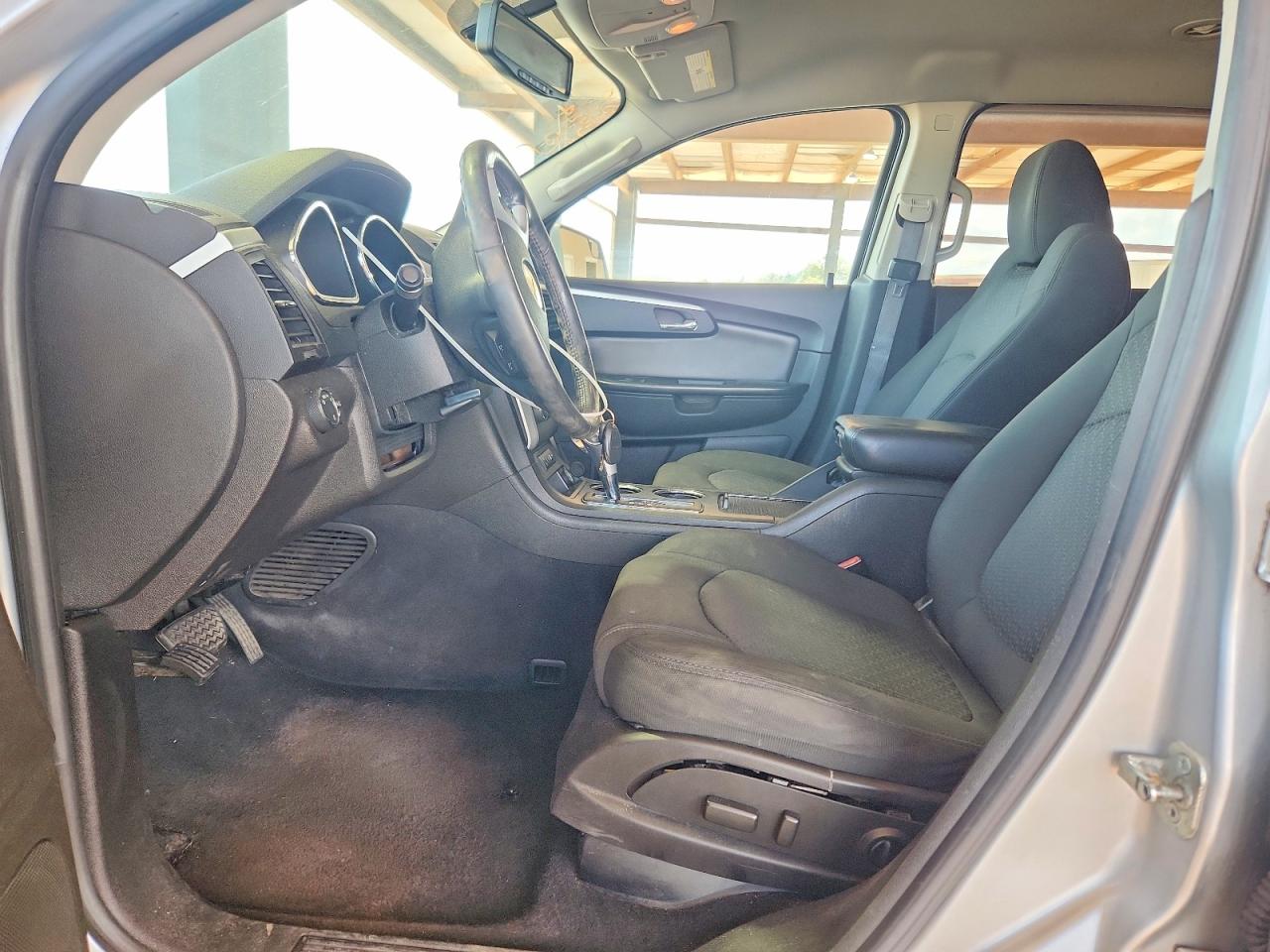 2011 Chevrolet Traverse Lt Silver vin: 1GNKVGED8BJ150182