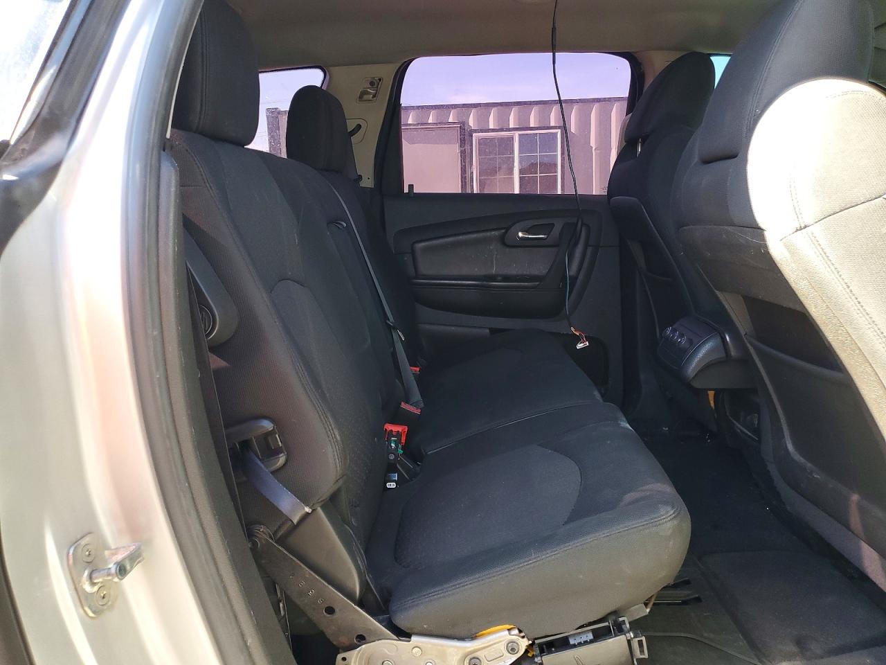 2011 Chevrolet Traverse Lt Silver vin: 1GNKVGED8BJ179424