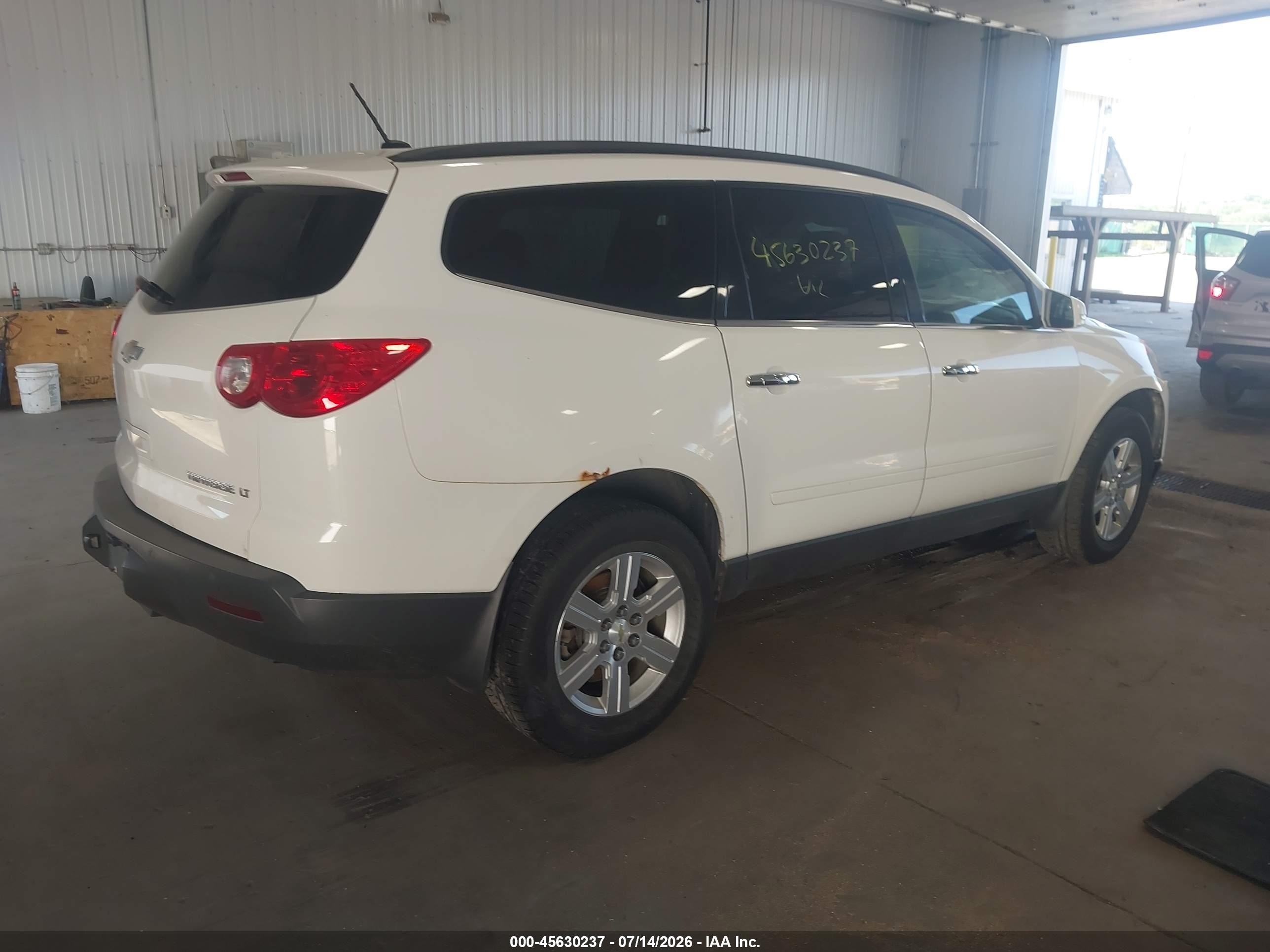 2012 Chevrolet Traverse Lt W/1lt White vin: 1GNKVGED8CJ184463