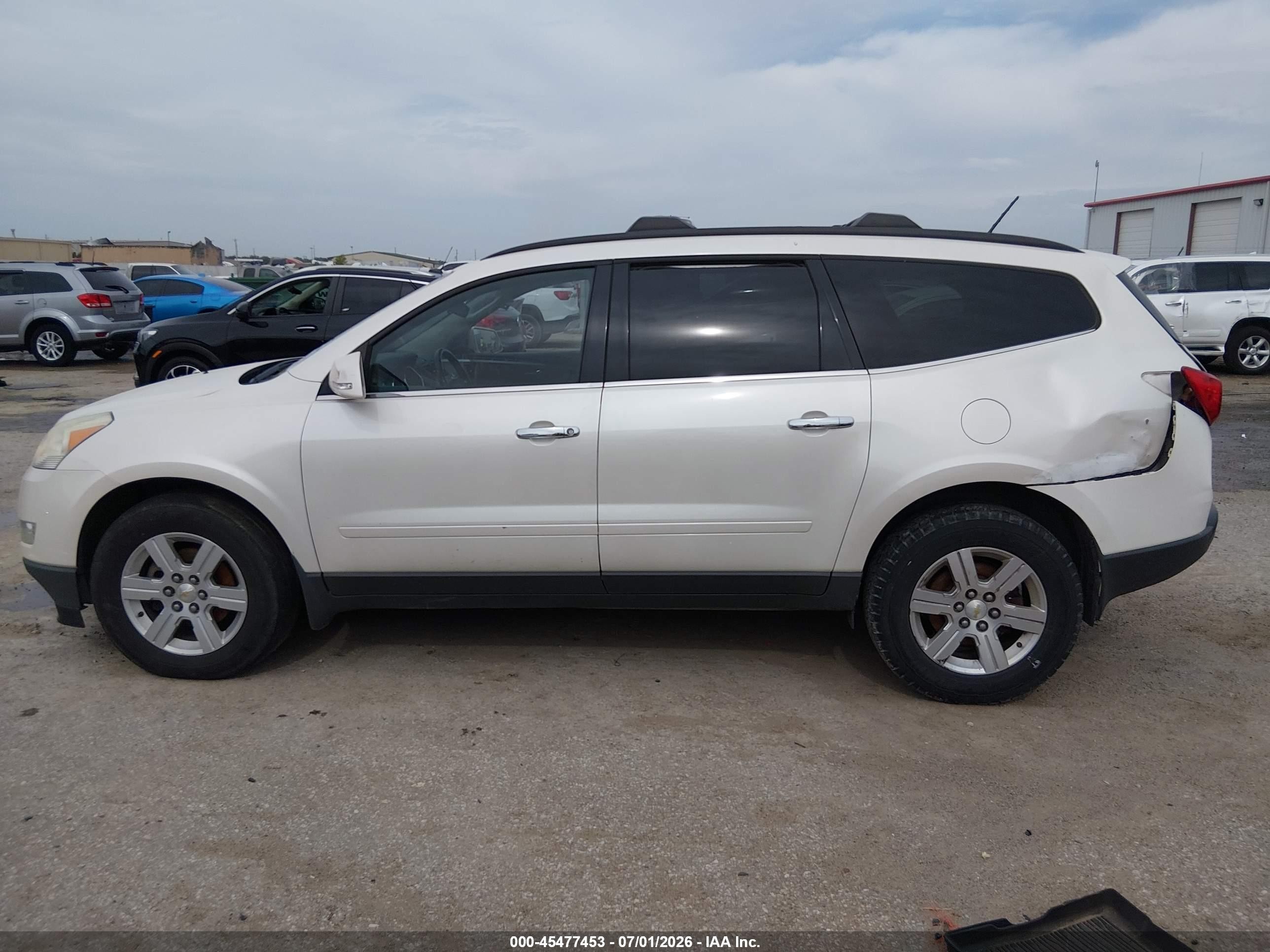 2012 Chevrolet Traverse Lt W/1lt White vin: 1GNKVGED8CJ255368