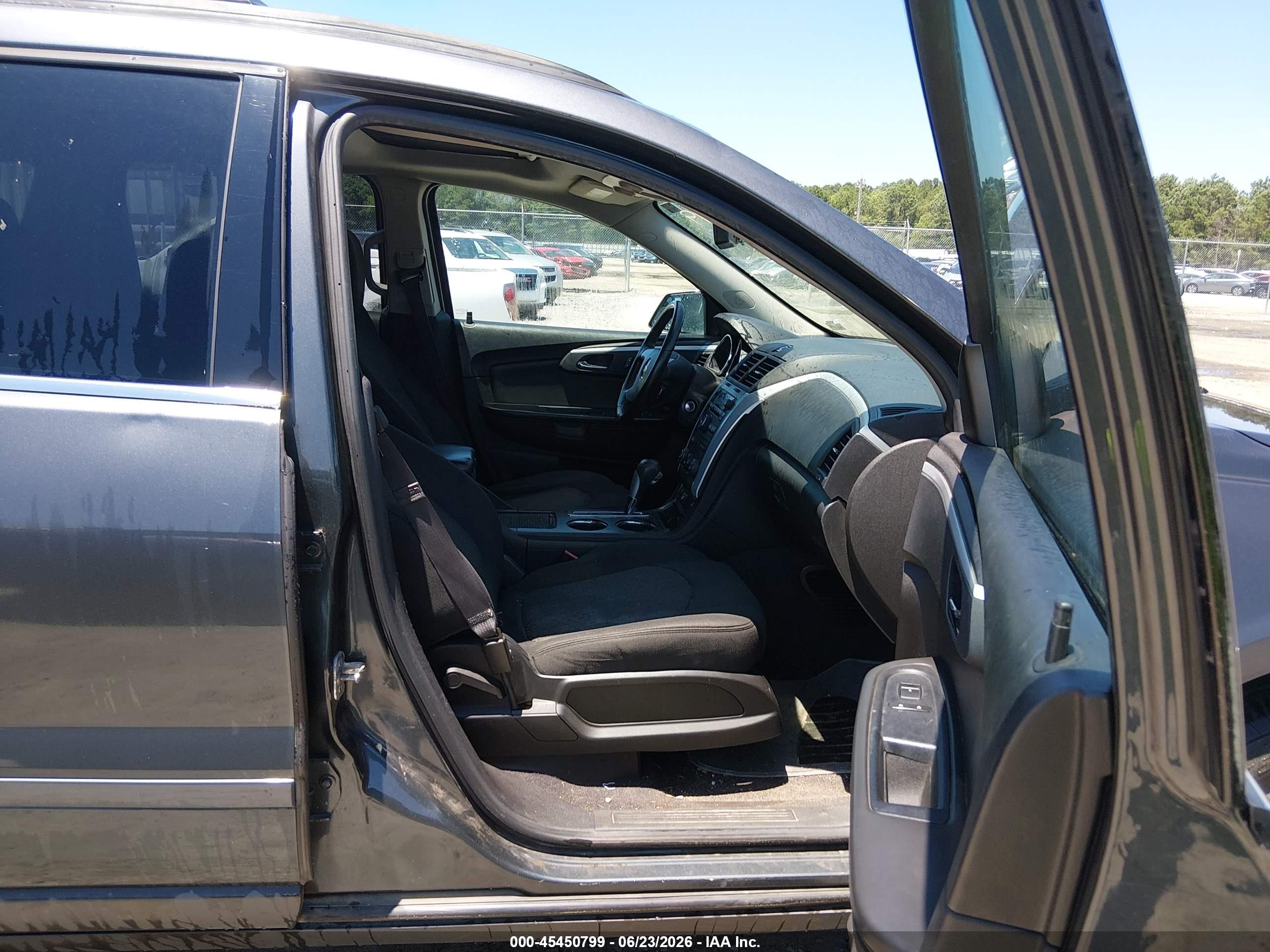 2011 Chevrolet Traverse 1lt Gray vin: 1GNKVGED9BJ291164