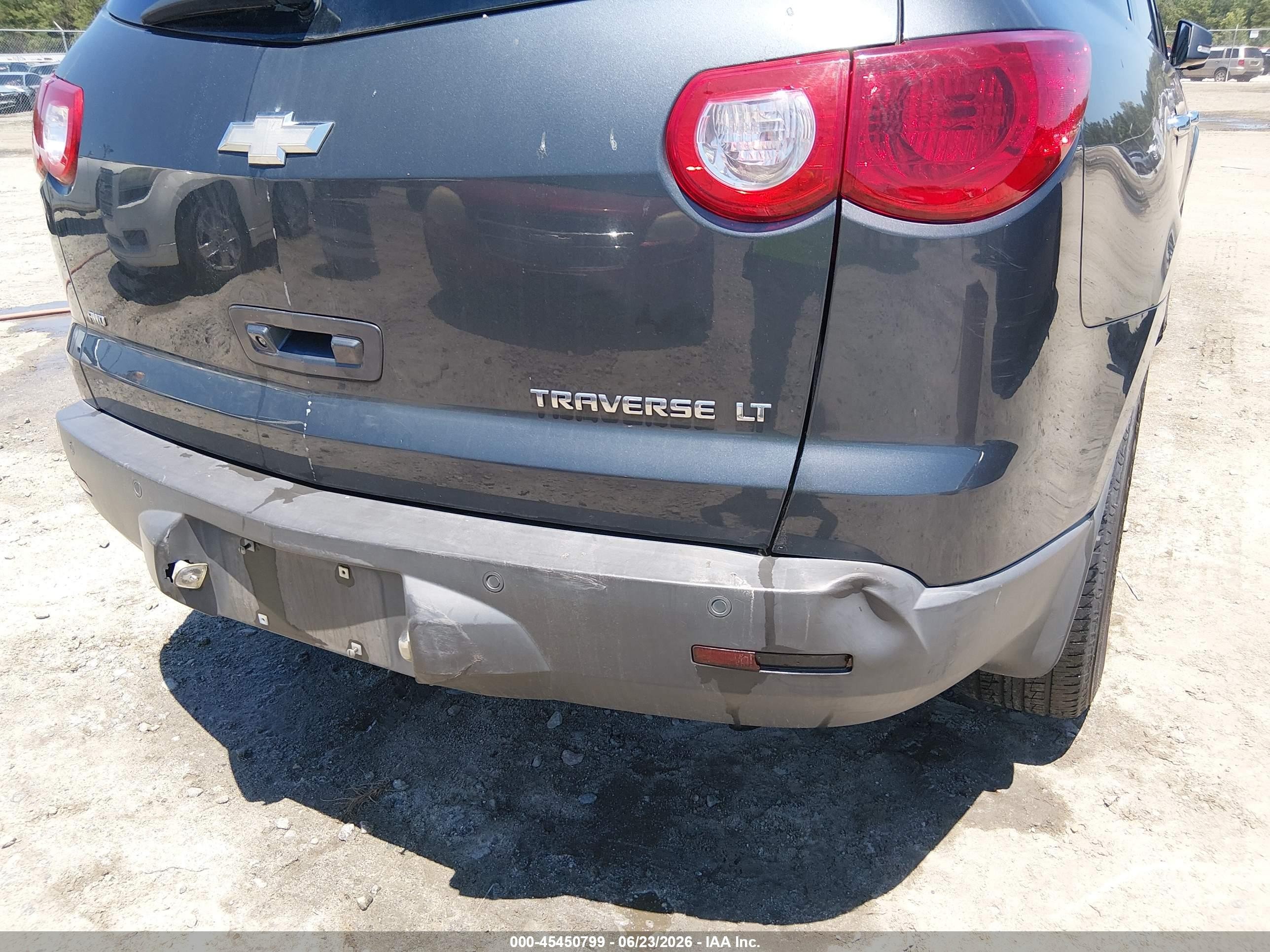 2011 Chevrolet Traverse 1lt Gray vin: 1GNKVGED9BJ291164