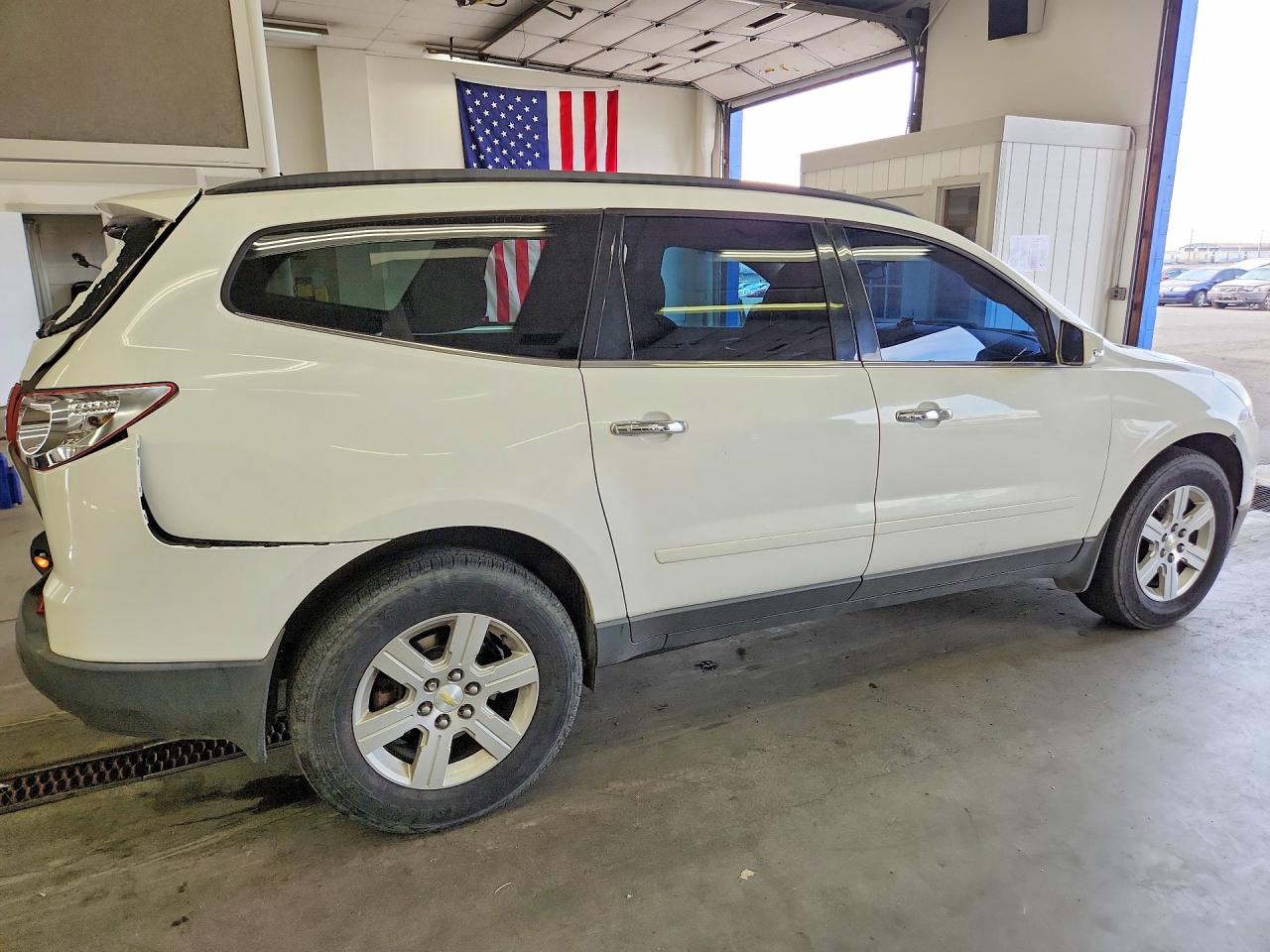 2012 Chevrolet Traverse Lt Белый vin: 1GNKVGED9CJ327825