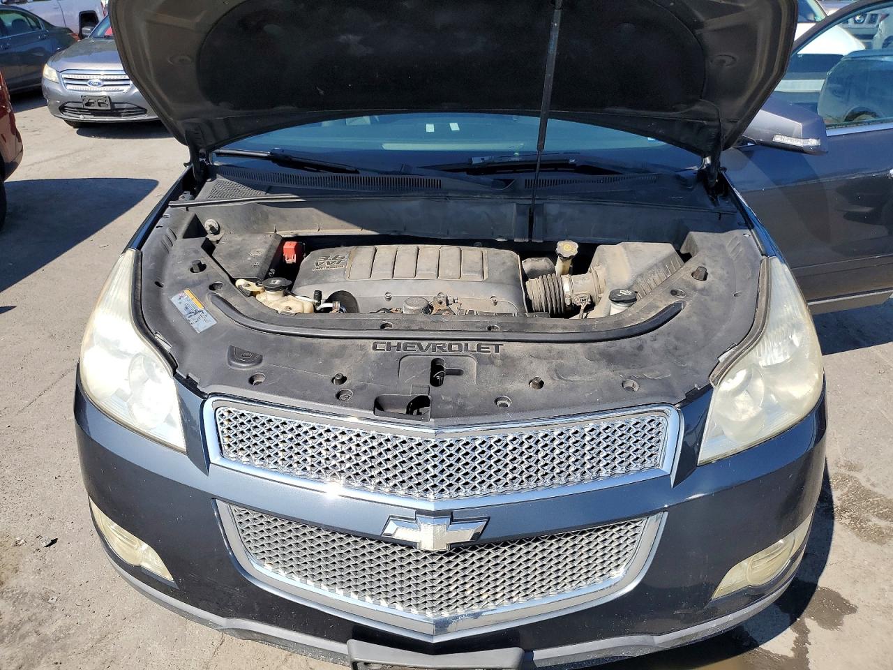 2011 Chevrolet Traverse Lt Gray vin: 1GNKVGEDXBJ241048