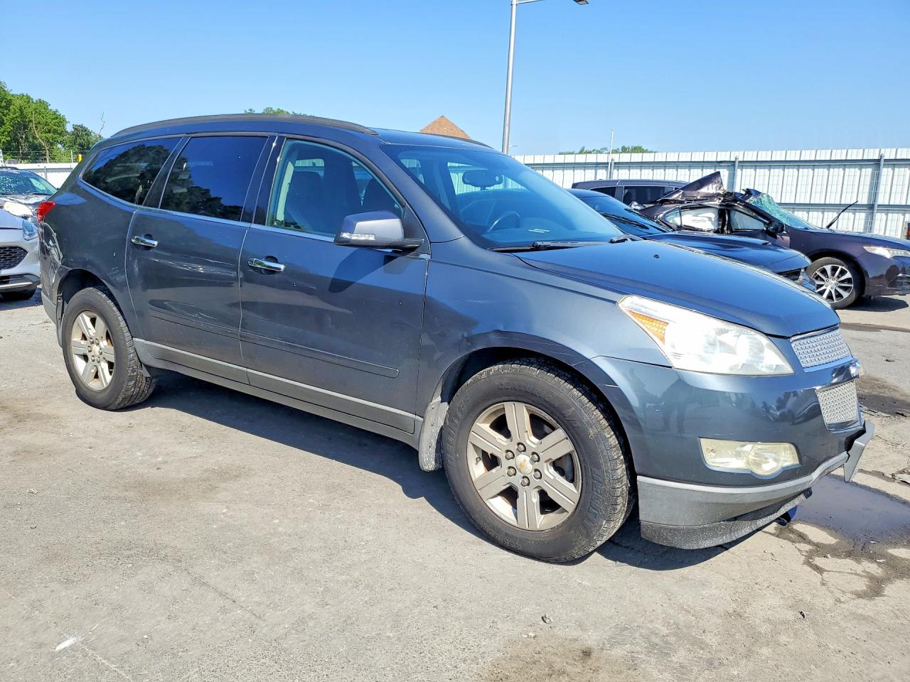 2011 Chevrolet Traverse Lt Gray vin: 1GNKVGEDXBJ241048