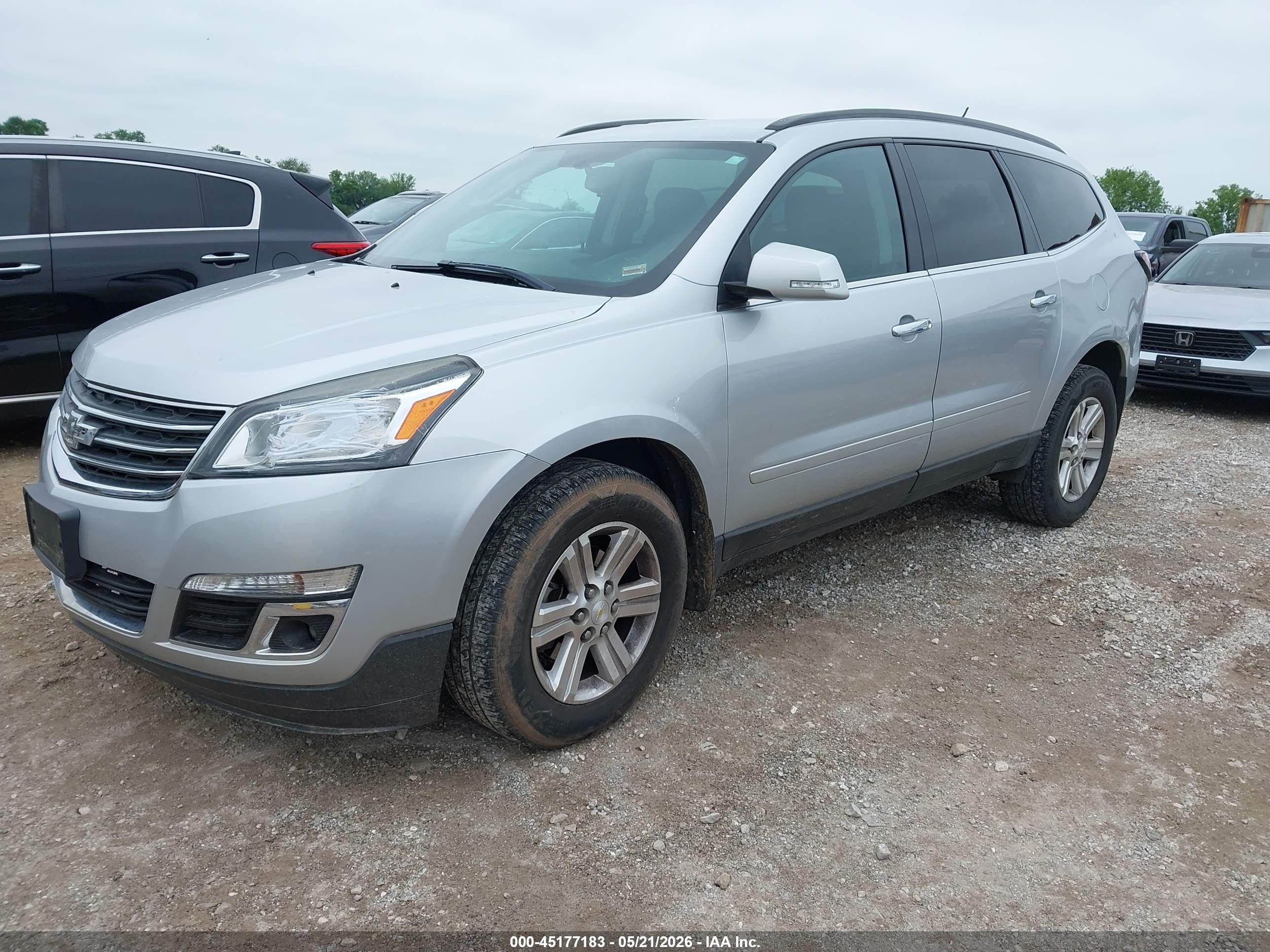 2013 Chevrolet Traverse 1lt Silver vin: 1GNKVGKD0DJ214755