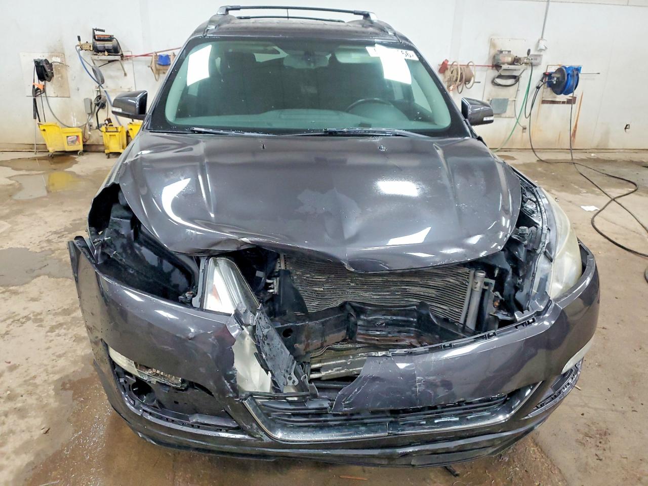 2015 Chevrolet Traverse Lt Серый vin: 1GNKVGKD0FJ150431