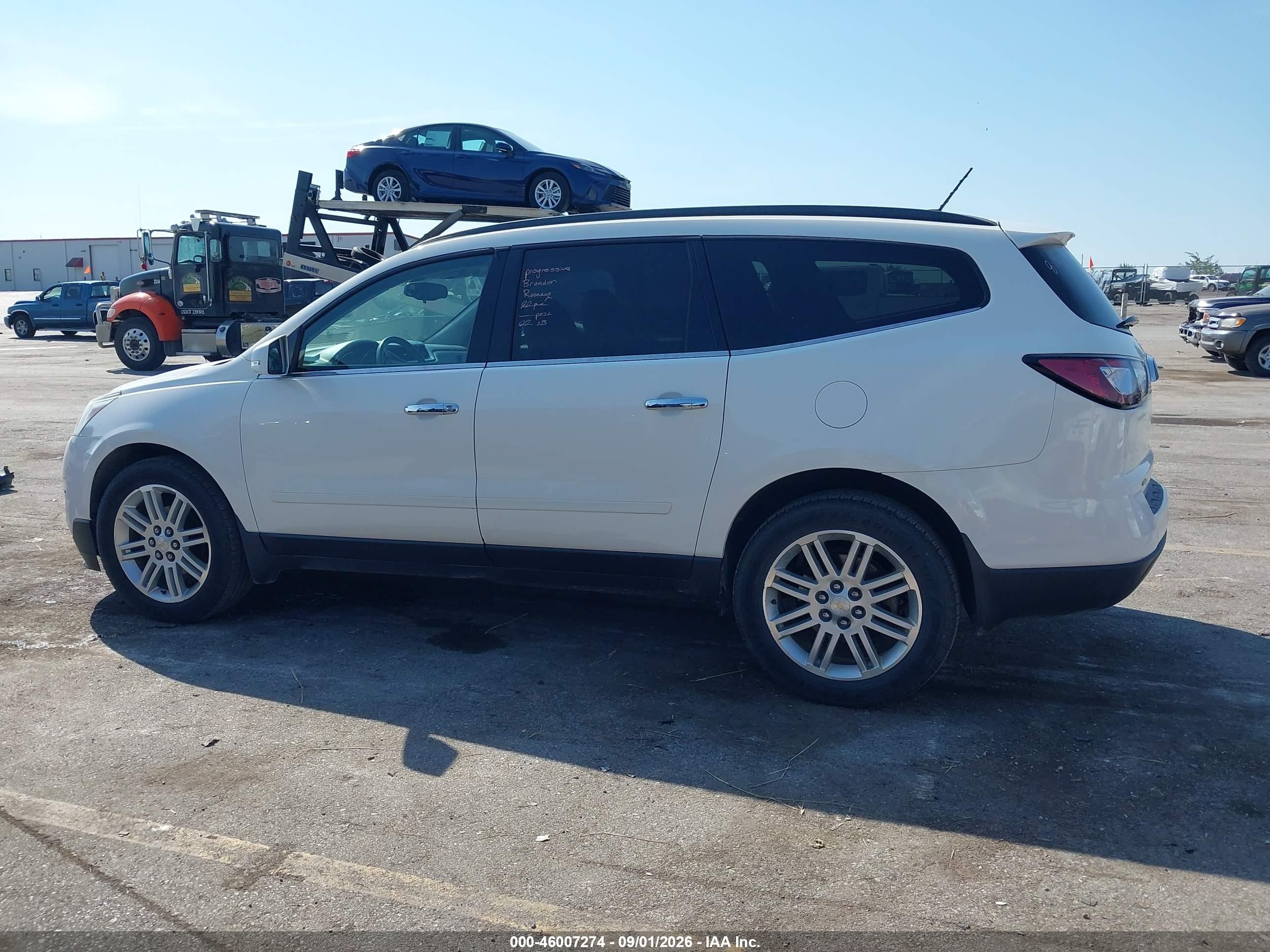 2015 Chevrolet Traverse Lt White vin: 1GNKVGKD0FJ294710