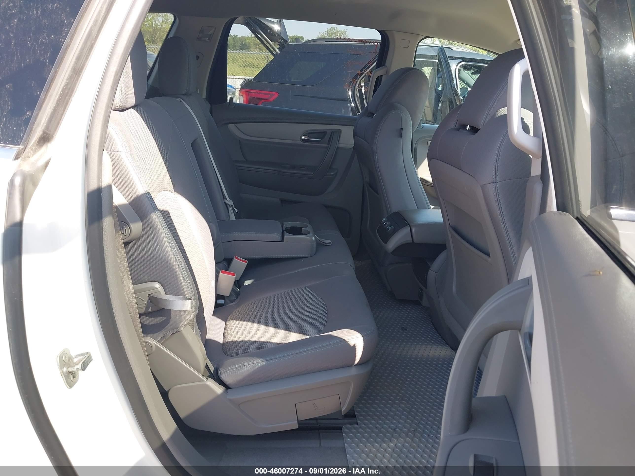 2015 Chevrolet Traverse Lt White vin: 1GNKVGKD0FJ294710