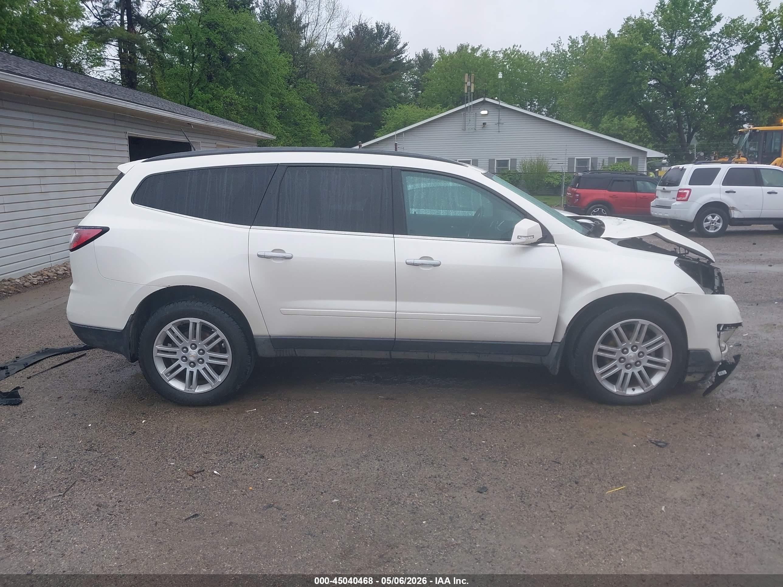 2014 Chevrolet Traverse 1lt White vin: 1GNKVGKD1EJ337059