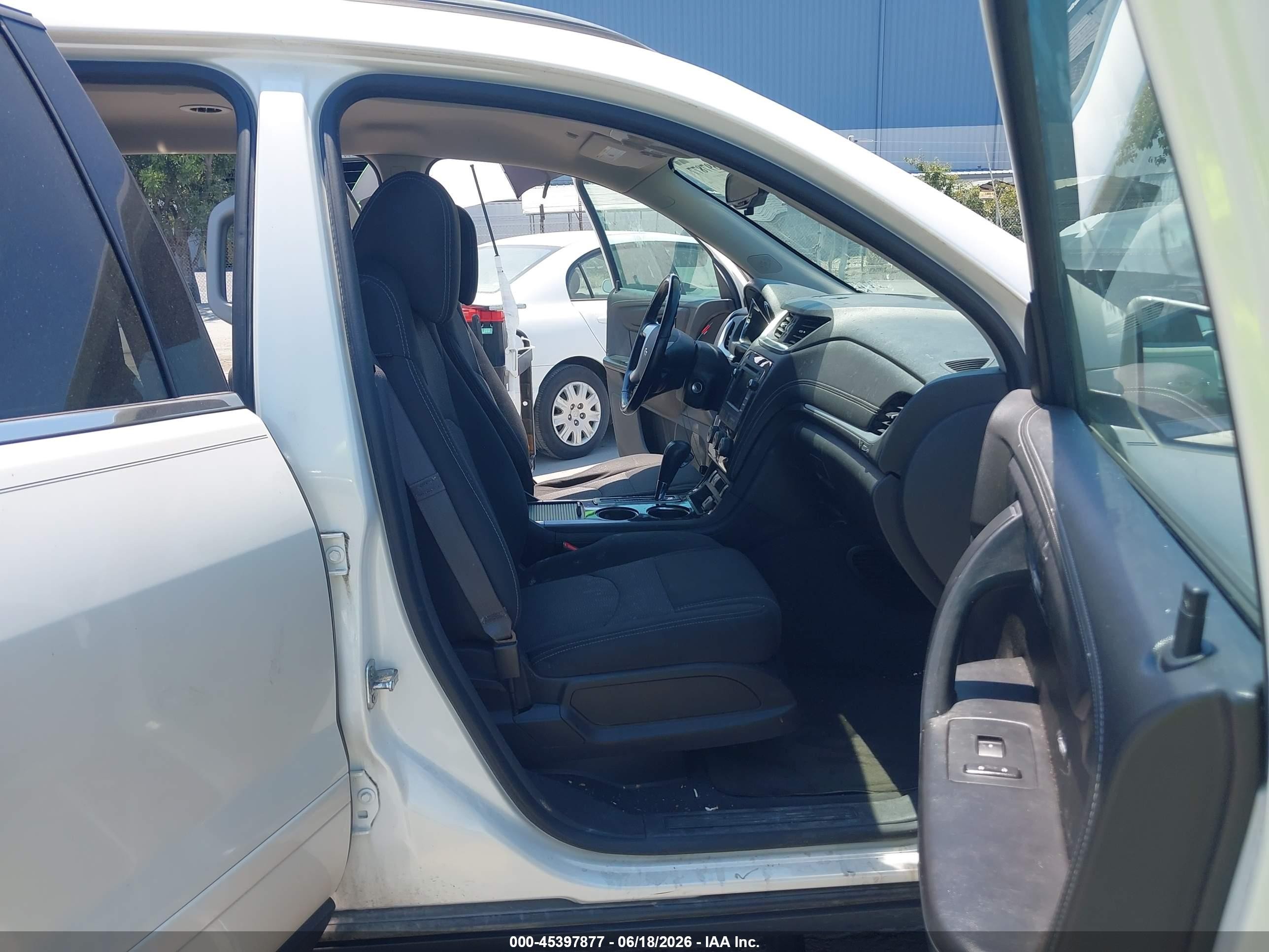 2015 Chevrolet Traverse 1lt White vin: 1GNKVGKD1FJ249758