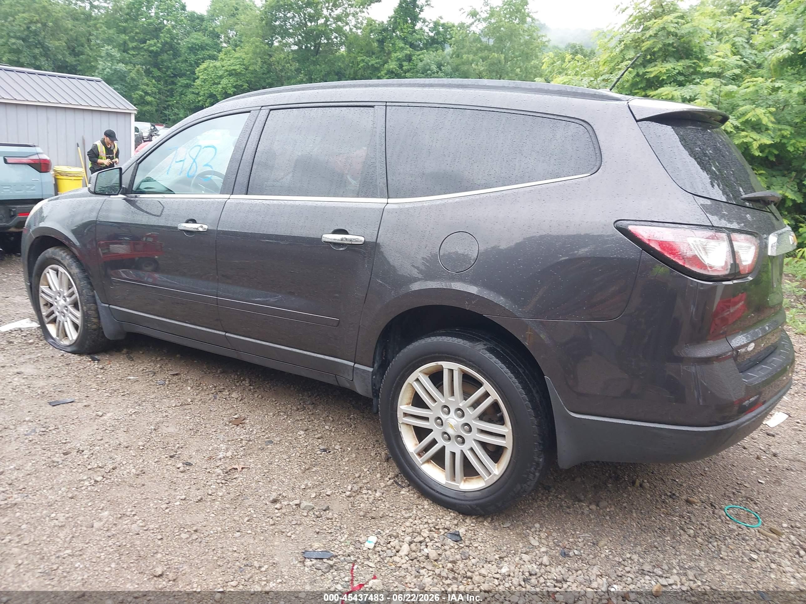 2015 Chevrolet Traverse 1lt Серый vin: 1GNKVGKD1FJ380821