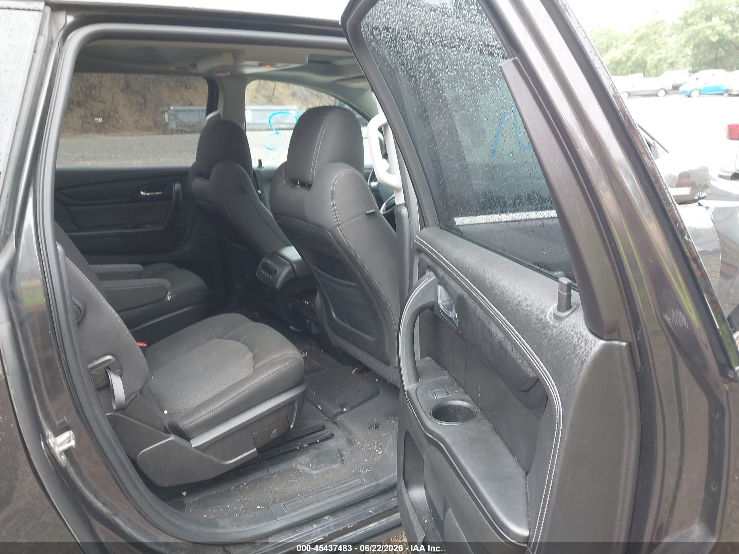 2015 Chevrolet Traverse 1lt Серый vin: 1GNKVGKD1FJ380821
