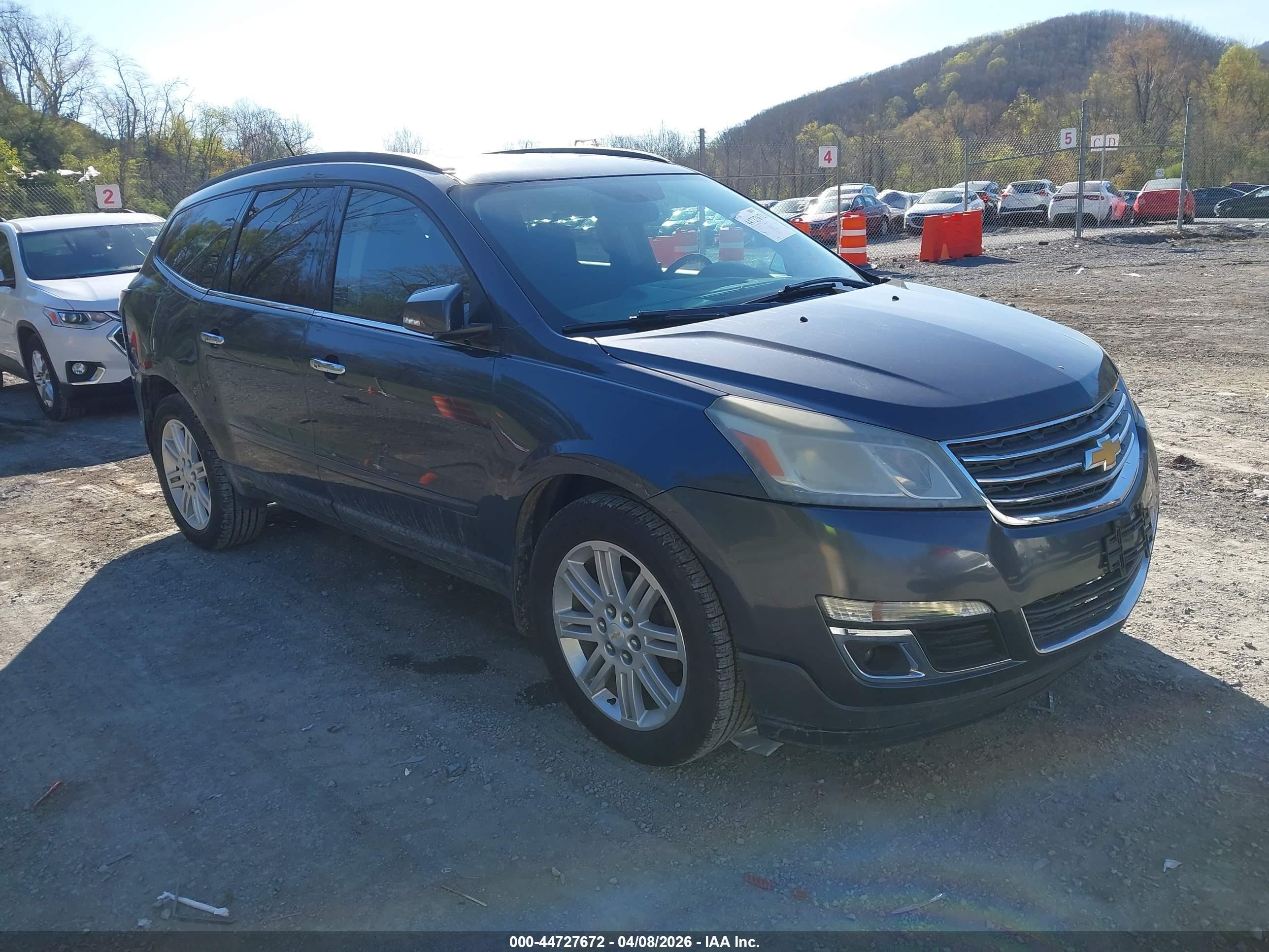 2014 Chevrolet Traverse 1lt Gray vin: 1GNKVGKD2EJ100869