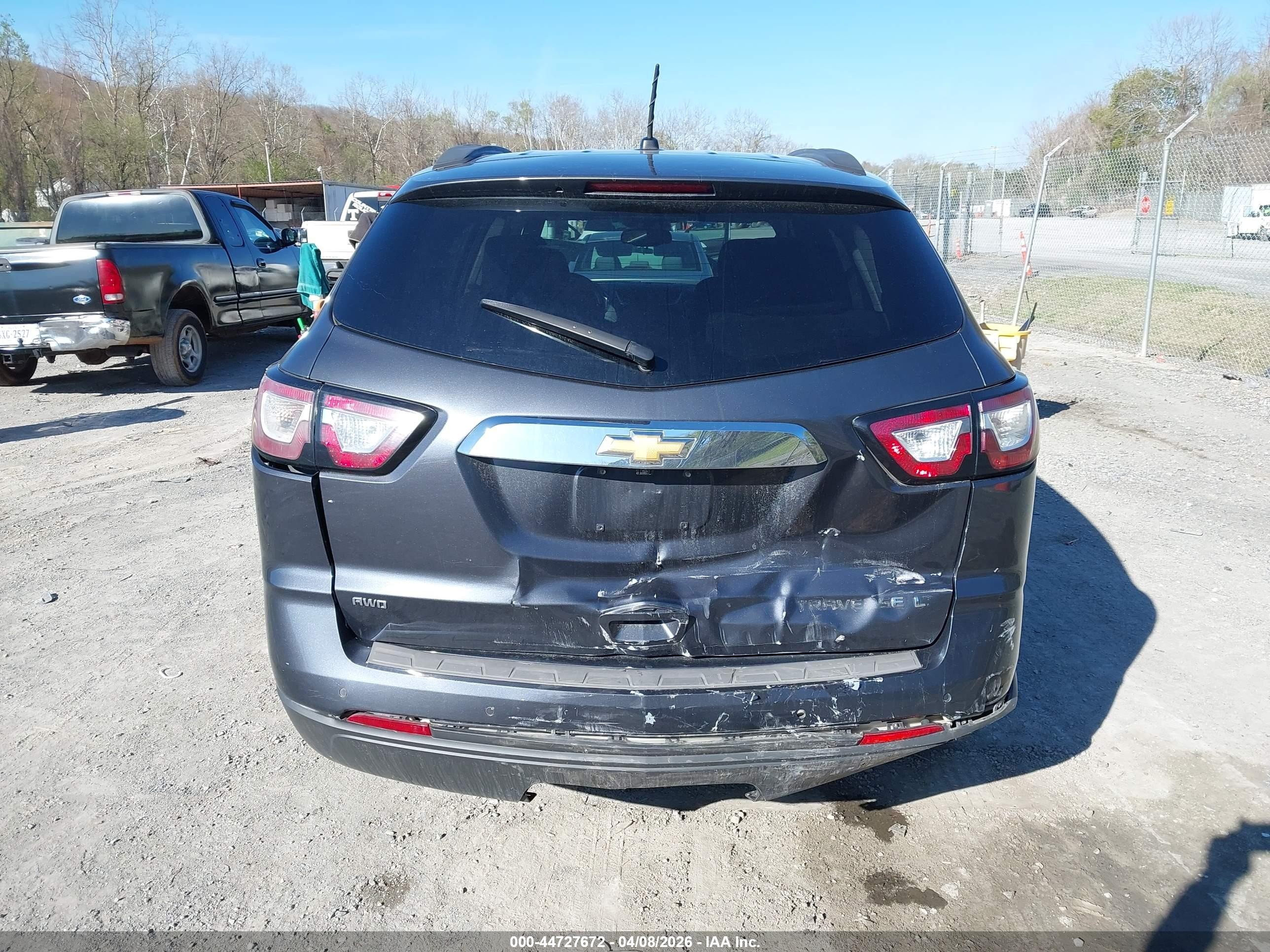 2014 Chevrolet Traverse 1lt Gray vin: 1GNKVGKD2EJ100869