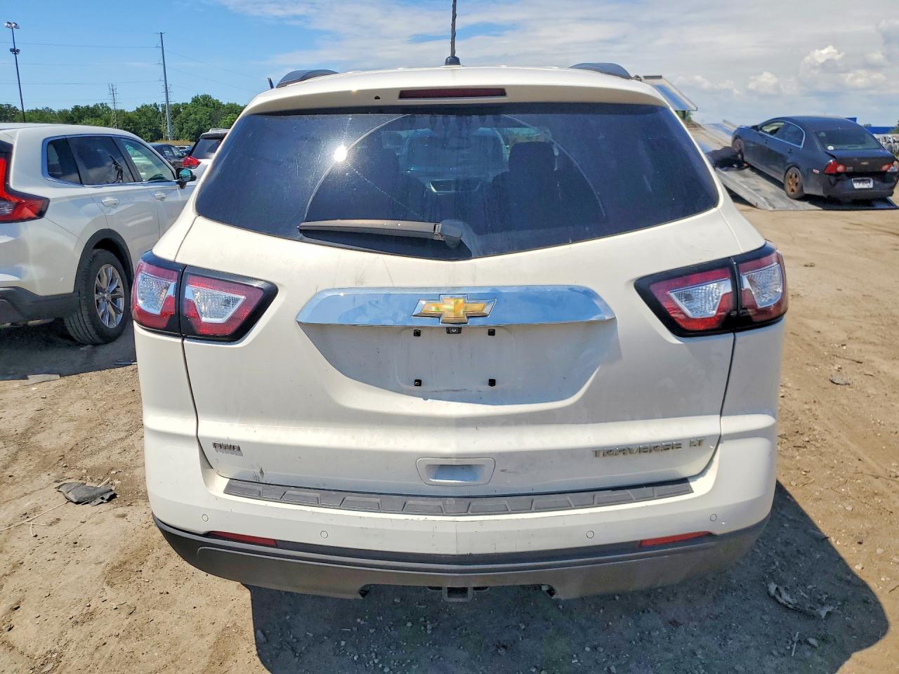 2014 Chevrolet Traverse Lt Белый vin: 1GNKVGKD2EJ189794