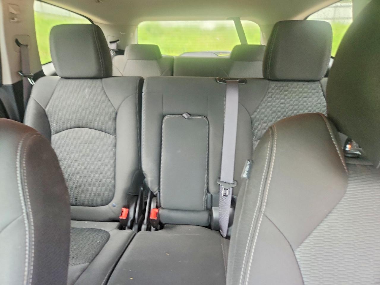 2015 Chevrolet Traverse Lt Silver vin: 1GNKVGKD2FJ346533