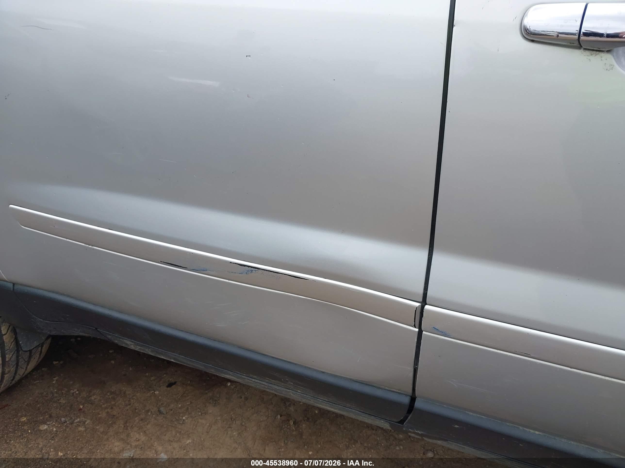 2013 Chevrolet Traverse Lt Silver vin: 1GNKVGKD3DJ194484