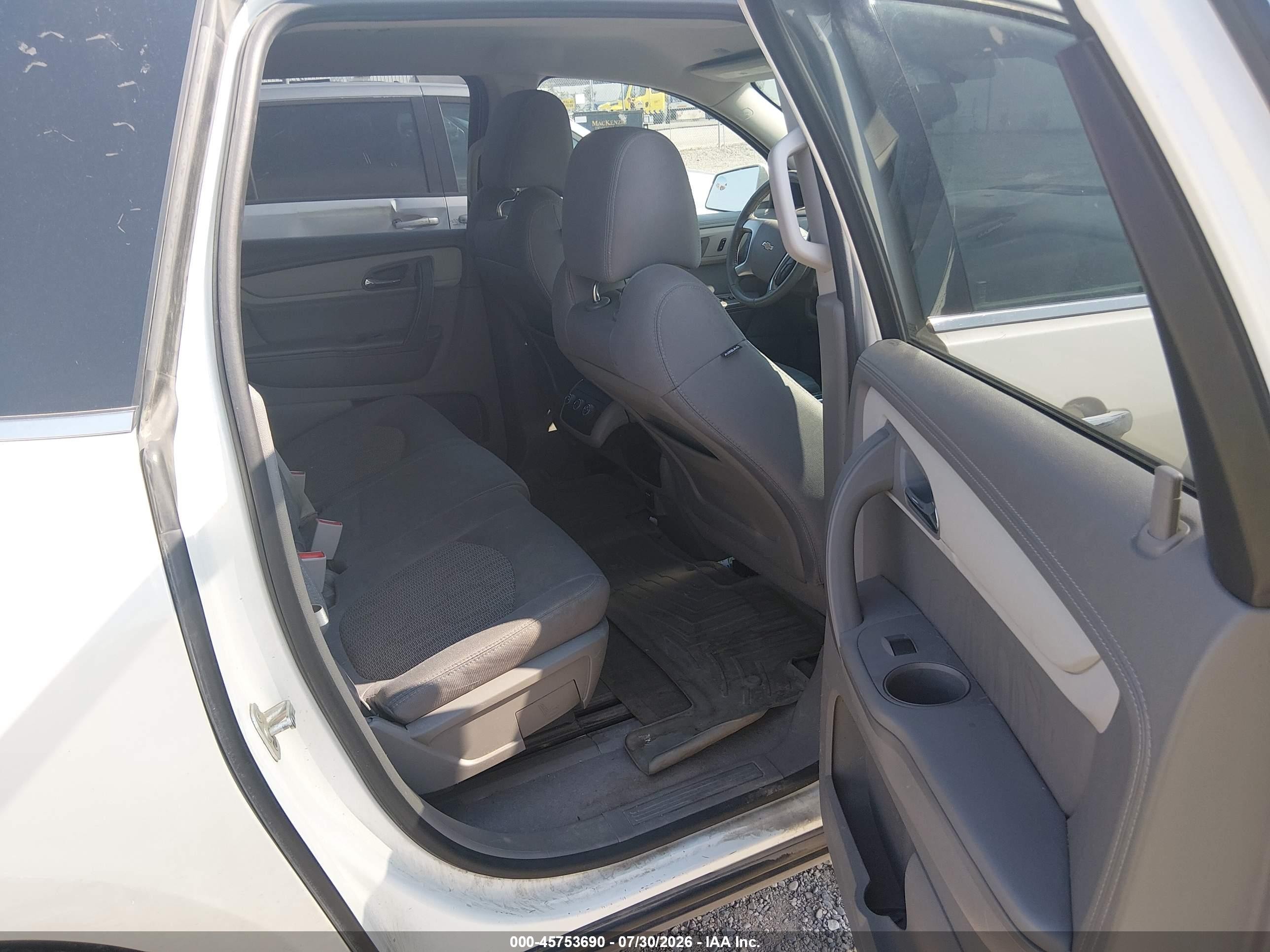 2014 Chevrolet Traverse 1lt White vin: 1GNKVGKD3EJ241188