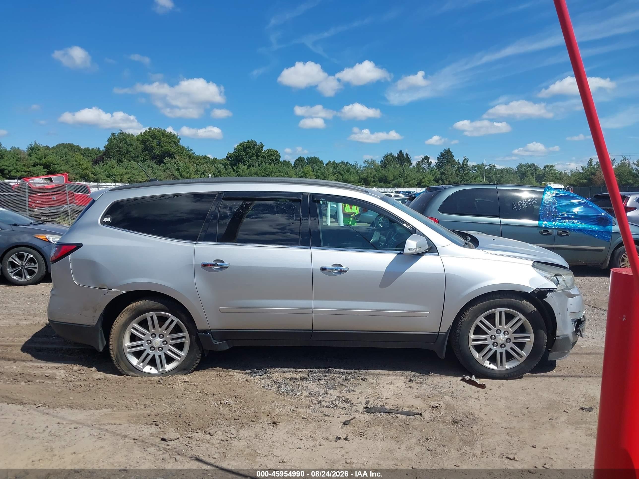 2015 Chevrolet Traverse 1lt Silver vin: 1GNKVGKD3FJ190163