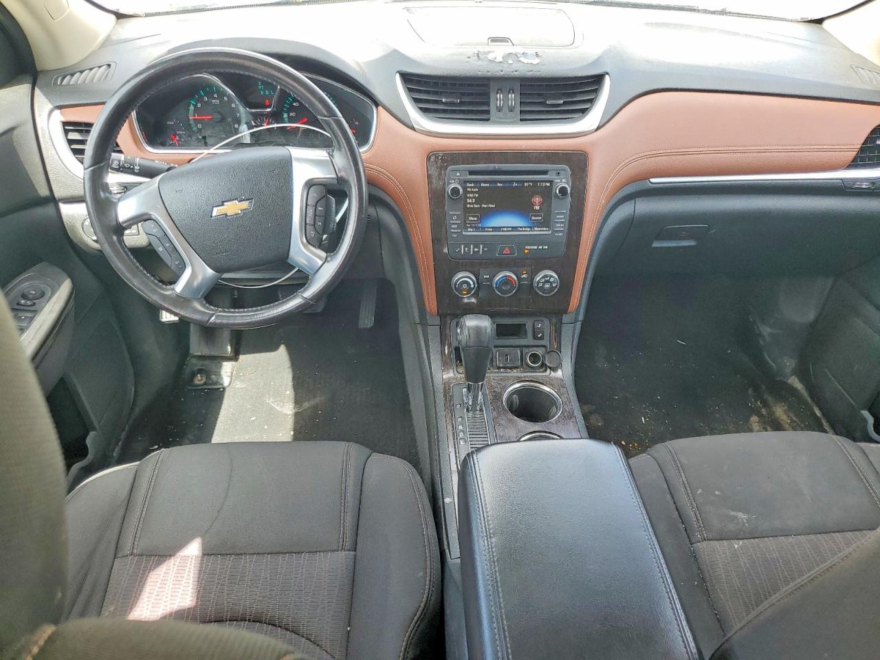 2015 Chevrolet Traverse Lt White vin: 1GNKVGKD3FJ243539