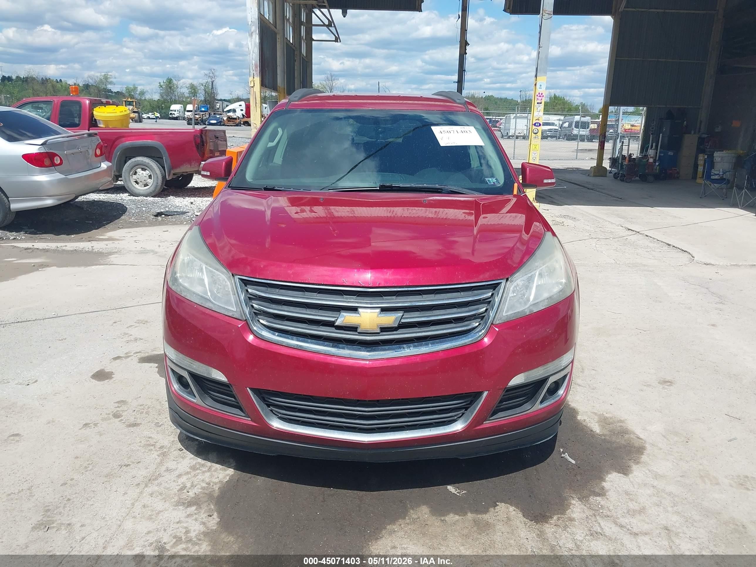 2013 Chevrolet Traverse 1lt Red vin: 1GNKVGKD4DJ147898