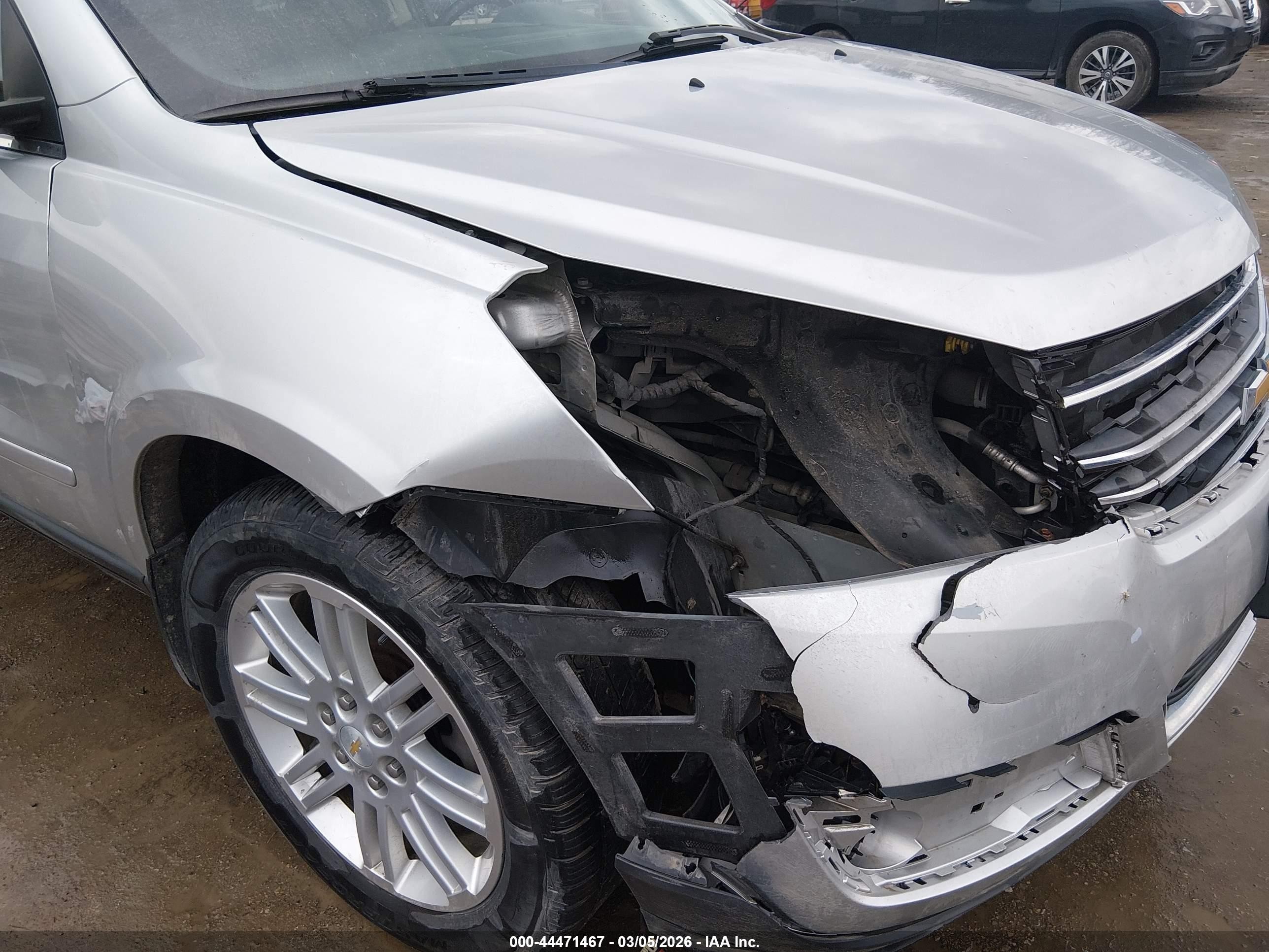 2015 Chevrolet Traverse 1lt Silver vin: 1GNKVGKD4FJ192195