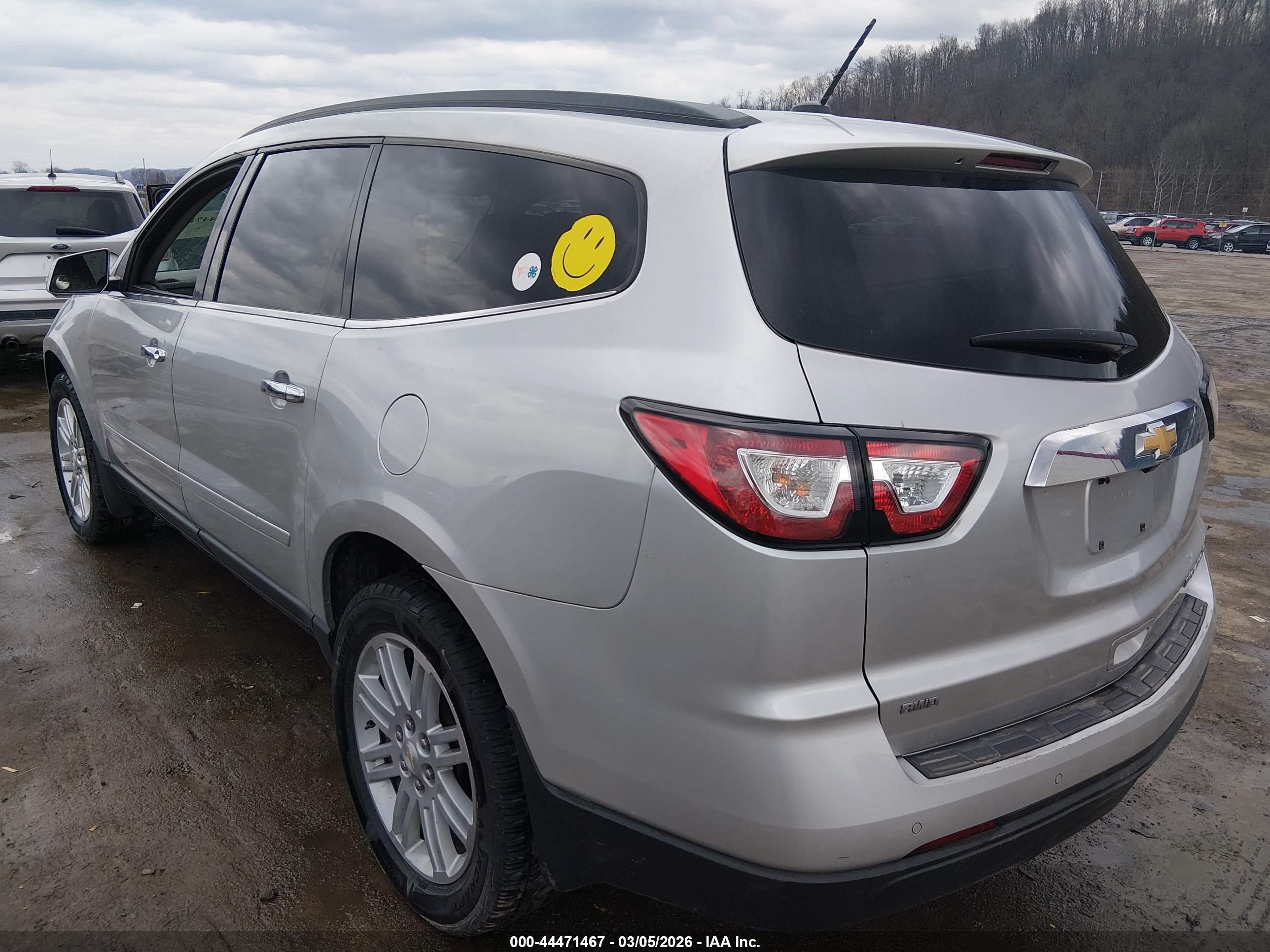 2015 Chevrolet Traverse 1lt Silver vin: 1GNKVGKD4FJ192195