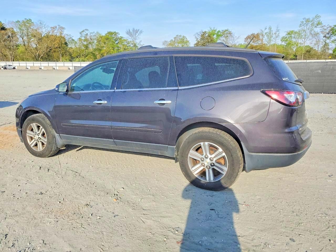 2015 Chevrolet Traverse Lt Silver vin: 1GNKVGKD4FJ257997