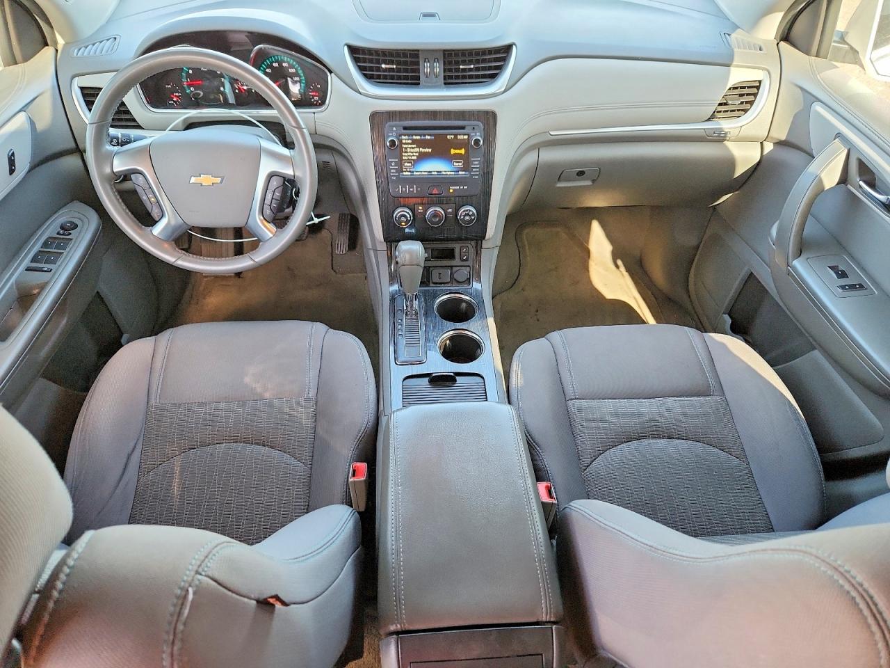 2015 Chevrolet Traverse Lt White vin: 1GNKVGKD5FJ275862