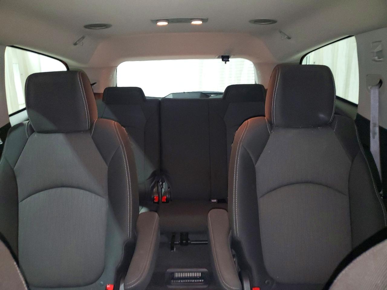 2015 Chevrolet Traverse Lt Silver vin: 1GNKVGKD5FJ280690