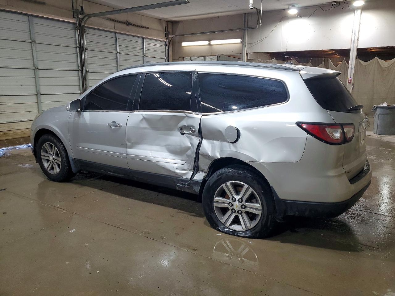 2015 Chevrolet Traverse Lt Silver vin: 1GNKVGKD5FJ386315