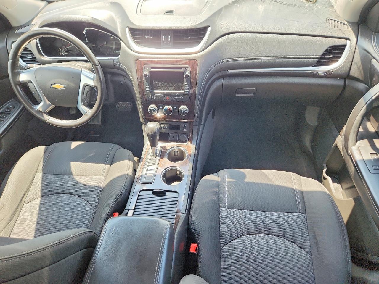 2015 Chevrolet Traverse Lt Серебряный vin: 1GNKVGKD6FJ307847