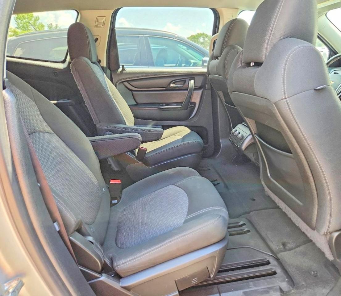 2015 Chevrolet Traverse Lt Серебряный vin: 1GNKVGKD6FJ307847