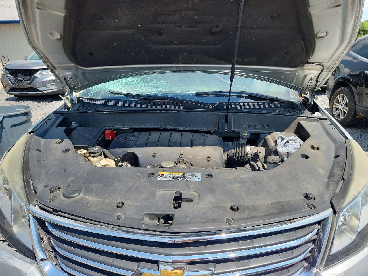 2015 Chevrolet Traverse Lt Серебряный vin: 1GNKVGKD6FJ307847
