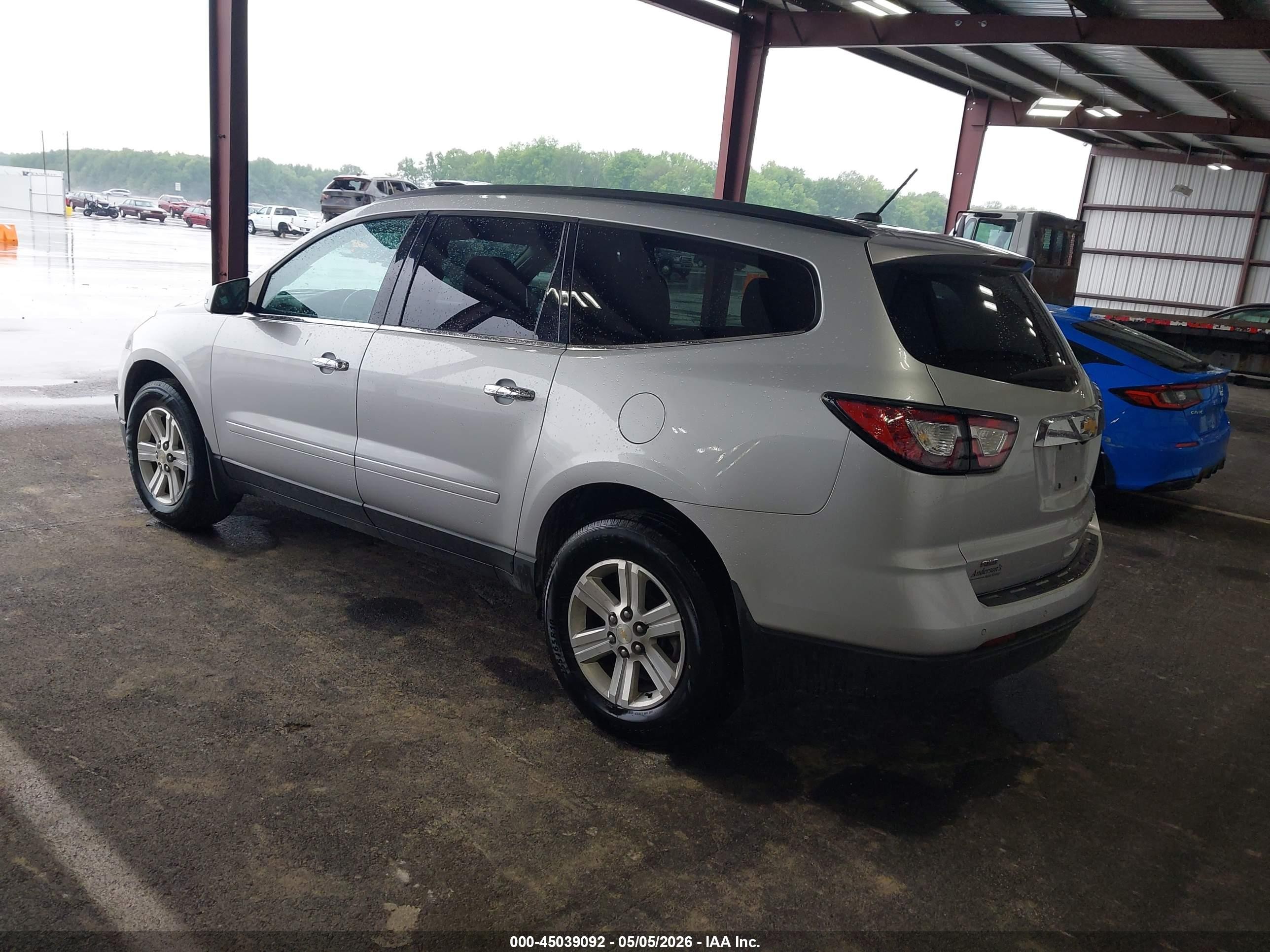 2013 Chevrolet Traverse 1lt Silver vin: 1GNKVGKD7DJ213358