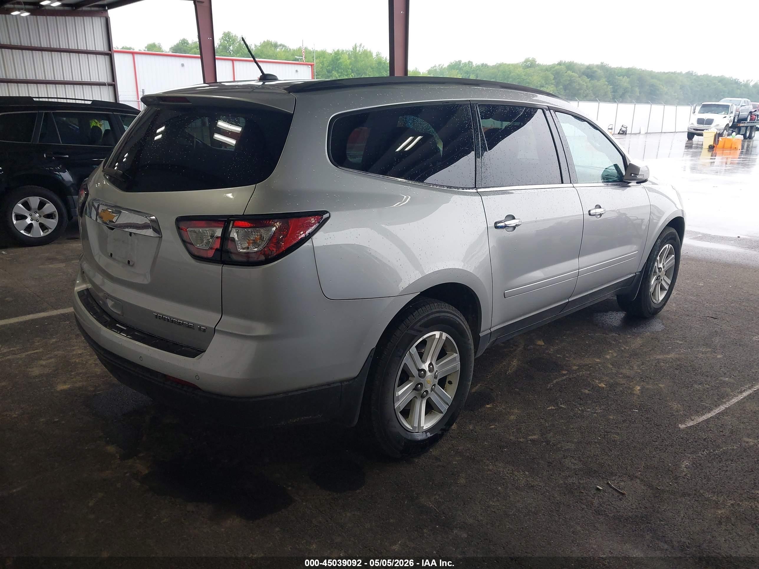 2013 Chevrolet Traverse 1lt Silver vin: 1GNKVGKD7DJ213358