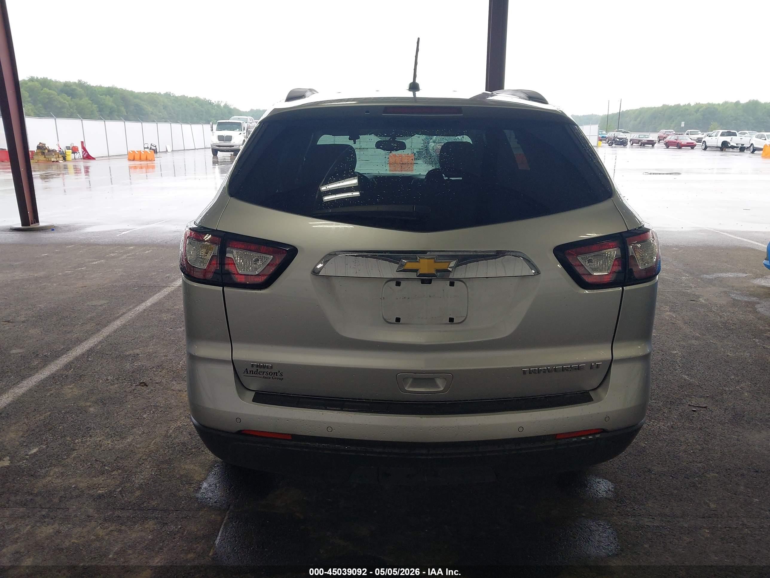 2013 Chevrolet Traverse 1lt Silver vin: 1GNKVGKD7DJ213358