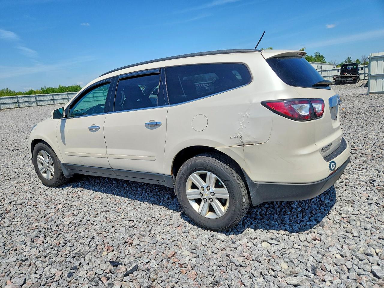 2014 Chevrolet Traverse Lt White vin: 1GNKVGKD7EJ270127