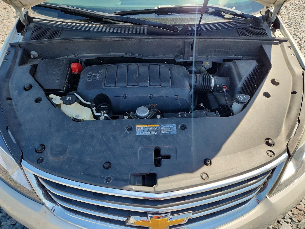 2014 Chevrolet Traverse Lt White vin: 1GNKVGKD7EJ270127