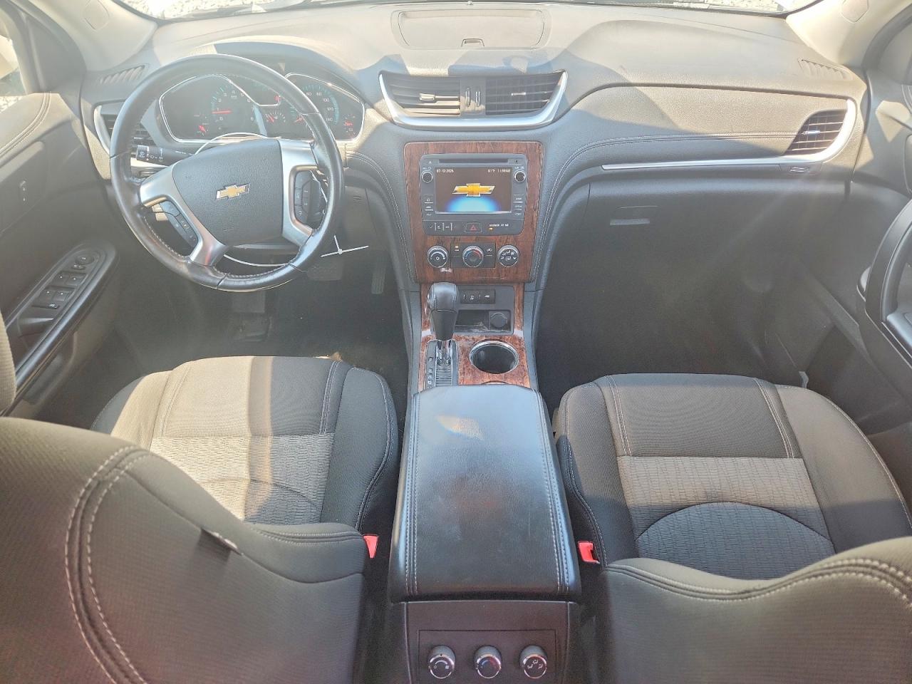2014 Chevrolet Traverse Lt White vin: 1GNKVGKD7EJ270127