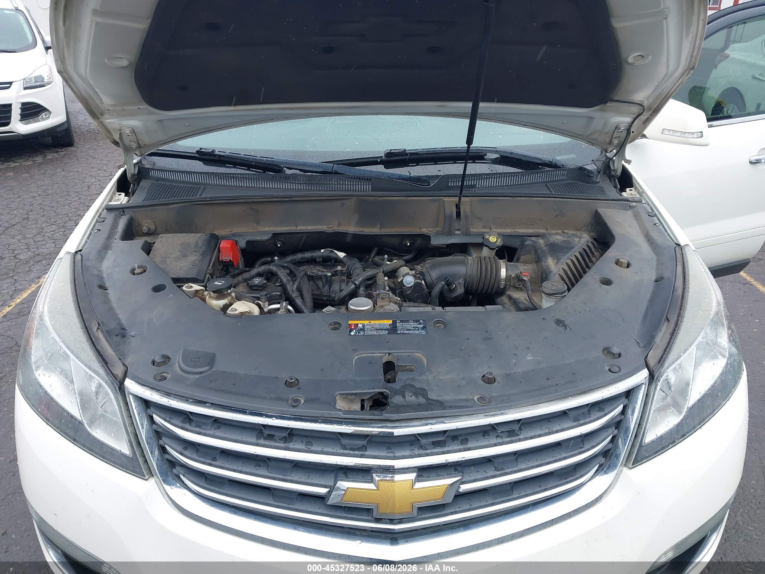 2015 Chevrolet Traverse 1lt White vin: 1GNKVGKD7FJ302432