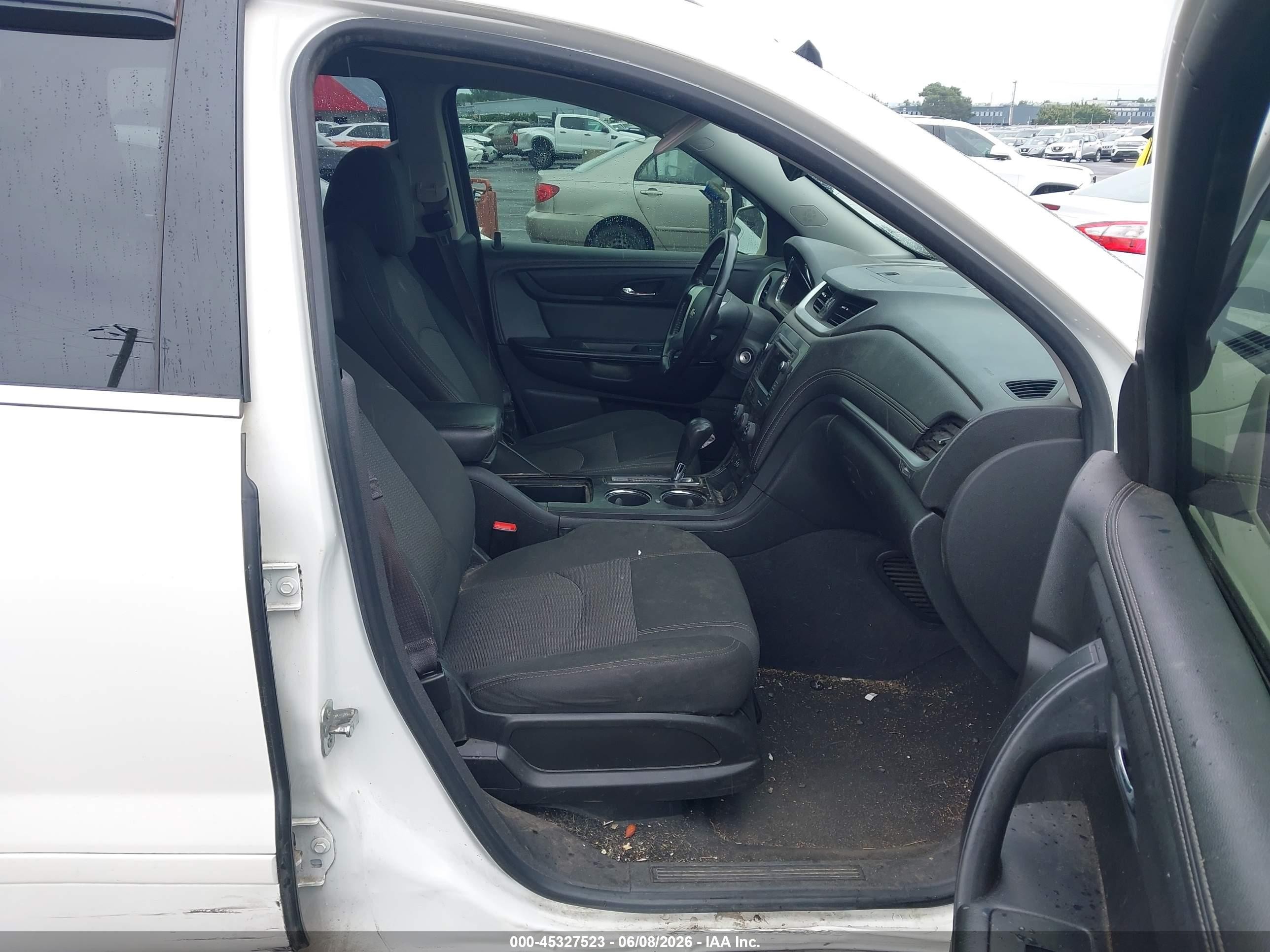 2015 Chevrolet Traverse 1lt White vin: 1GNKVGKD7FJ302432