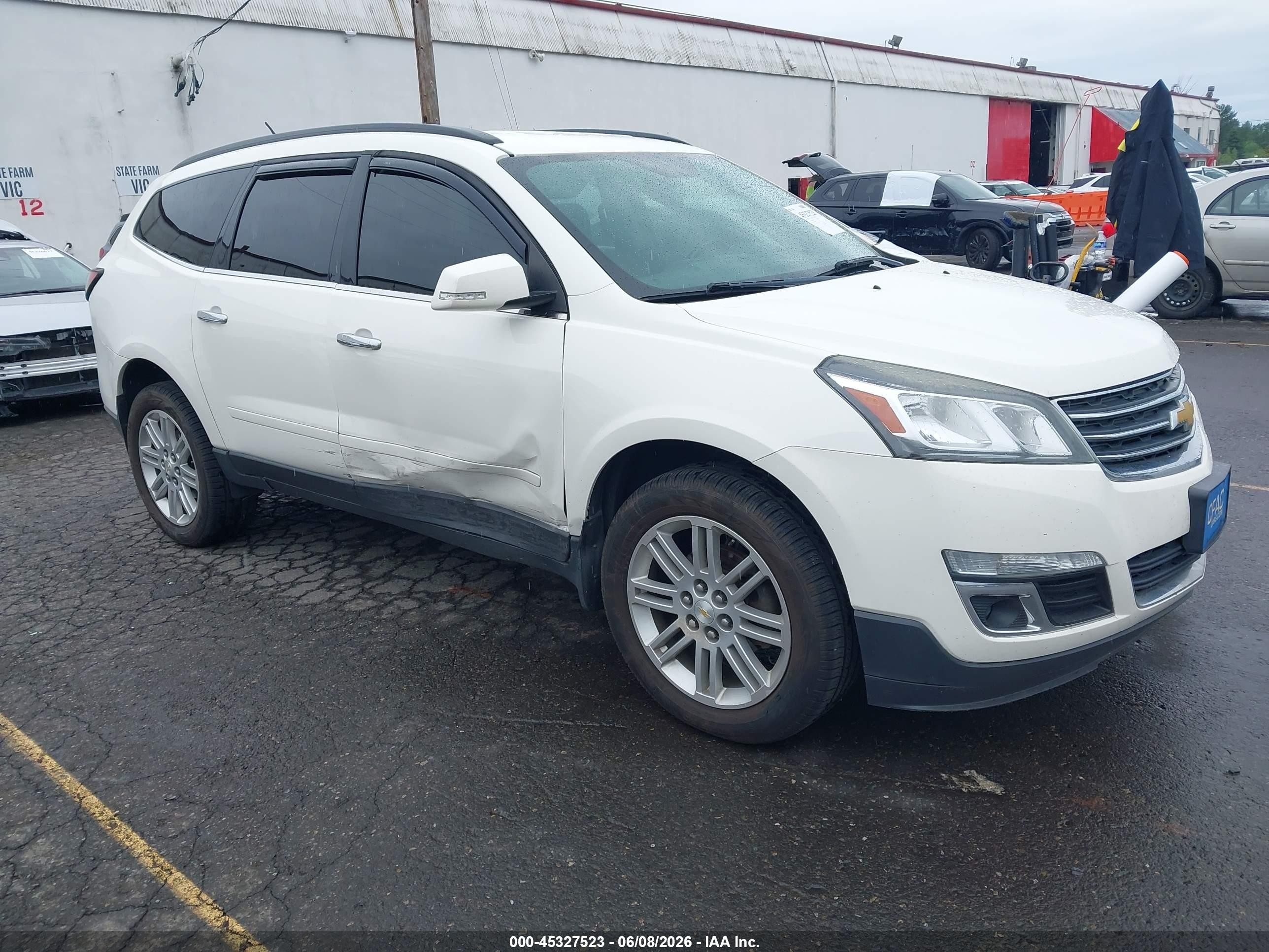 2015 Chevrolet Traverse 1lt White vin: 1GNKVGKD7FJ302432