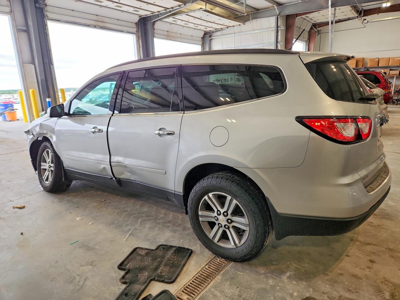 2015 Chevrolet Traverse Lt Silver vin: 1GNKVGKD7FJ354076