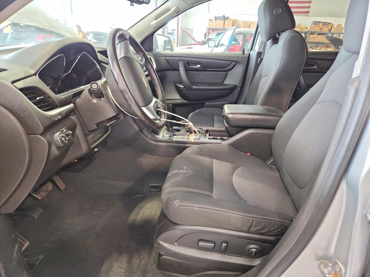 2015 Chevrolet Traverse Lt Silver vin: 1GNKVGKD7FJ354076