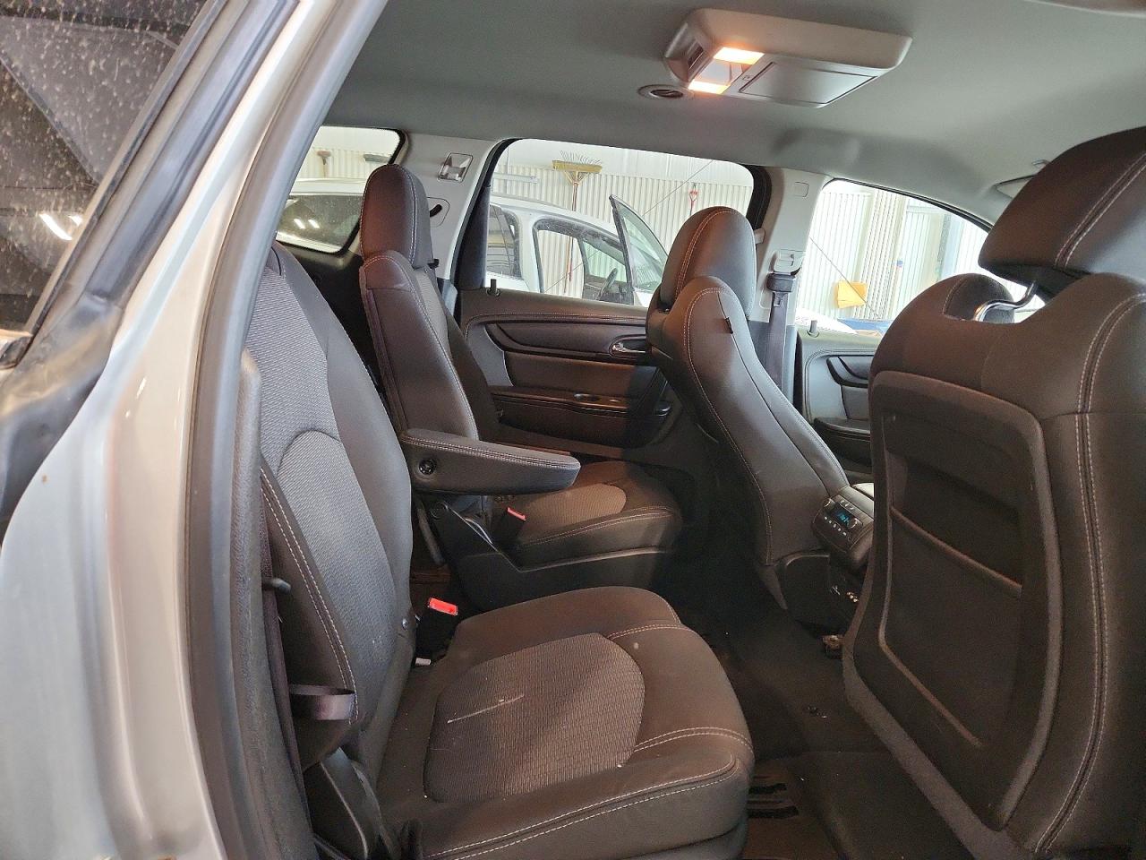 2015 Chevrolet Traverse Lt Silver vin: 1GNKVGKD7FJ354076